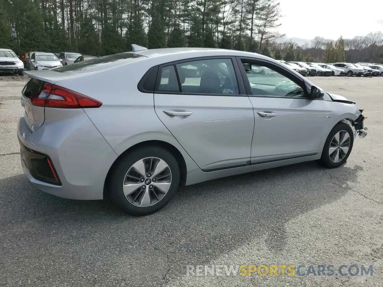 3 Photograph of a damaged car KMHC65LD1KU181334 HYUNDAI IONIQ 2019