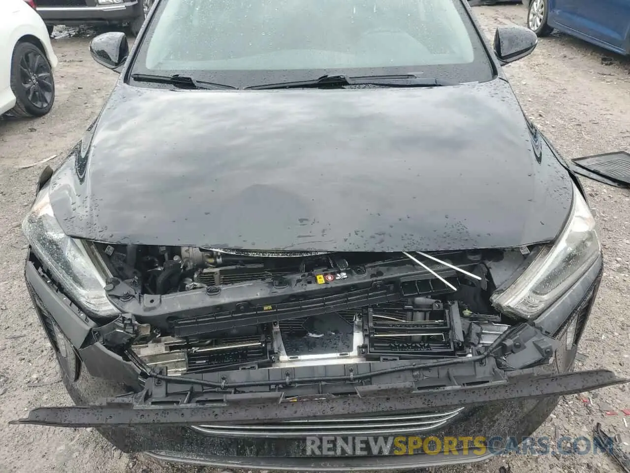 11 Photograph of a damaged car KMHC75LC8KU106716 HYUNDAI IONIQ 2019