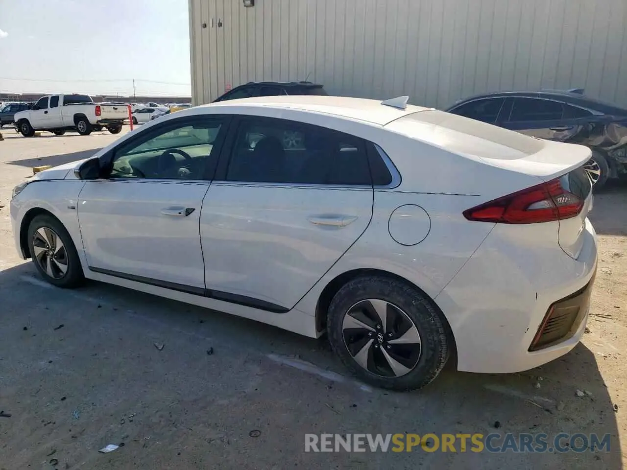 2 Photograph of a damaged car KMHC75LCXKU112520 HYUNDAI IONIQ 2019