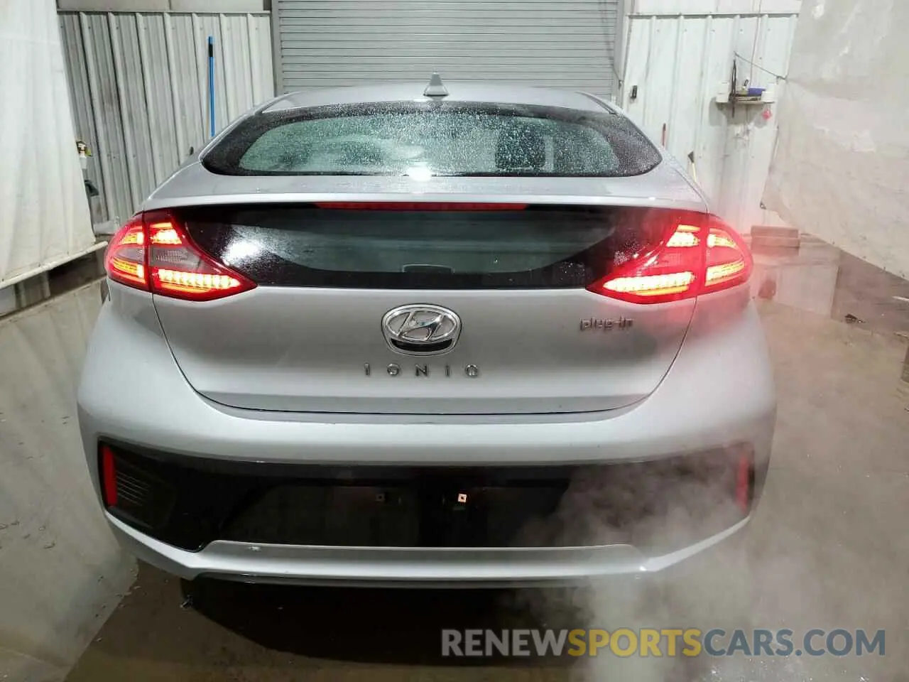 6 Фотография поврежденного автомобиля KMHC75LD9KU172927 HYUNDAI IONIQ 2019