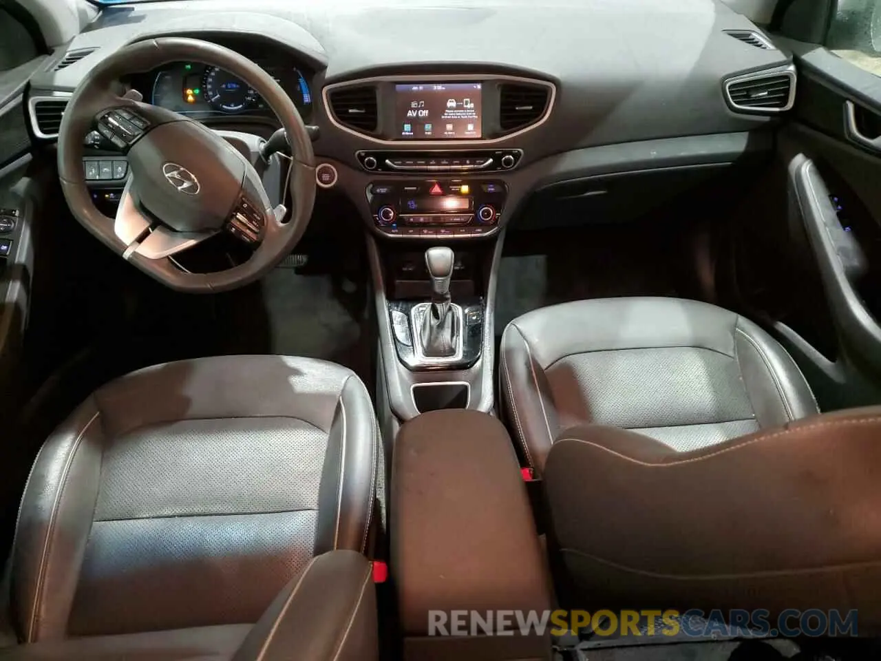 8 Фотография поврежденного автомобиля KMHC75LD9KU172927 HYUNDAI IONIQ 2019
