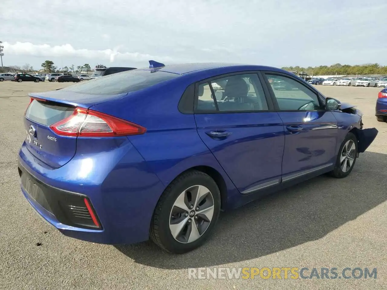 3 Photograph of a damaged car KMHC75LH5KU049242 HYUNDAI IONIQ 2019