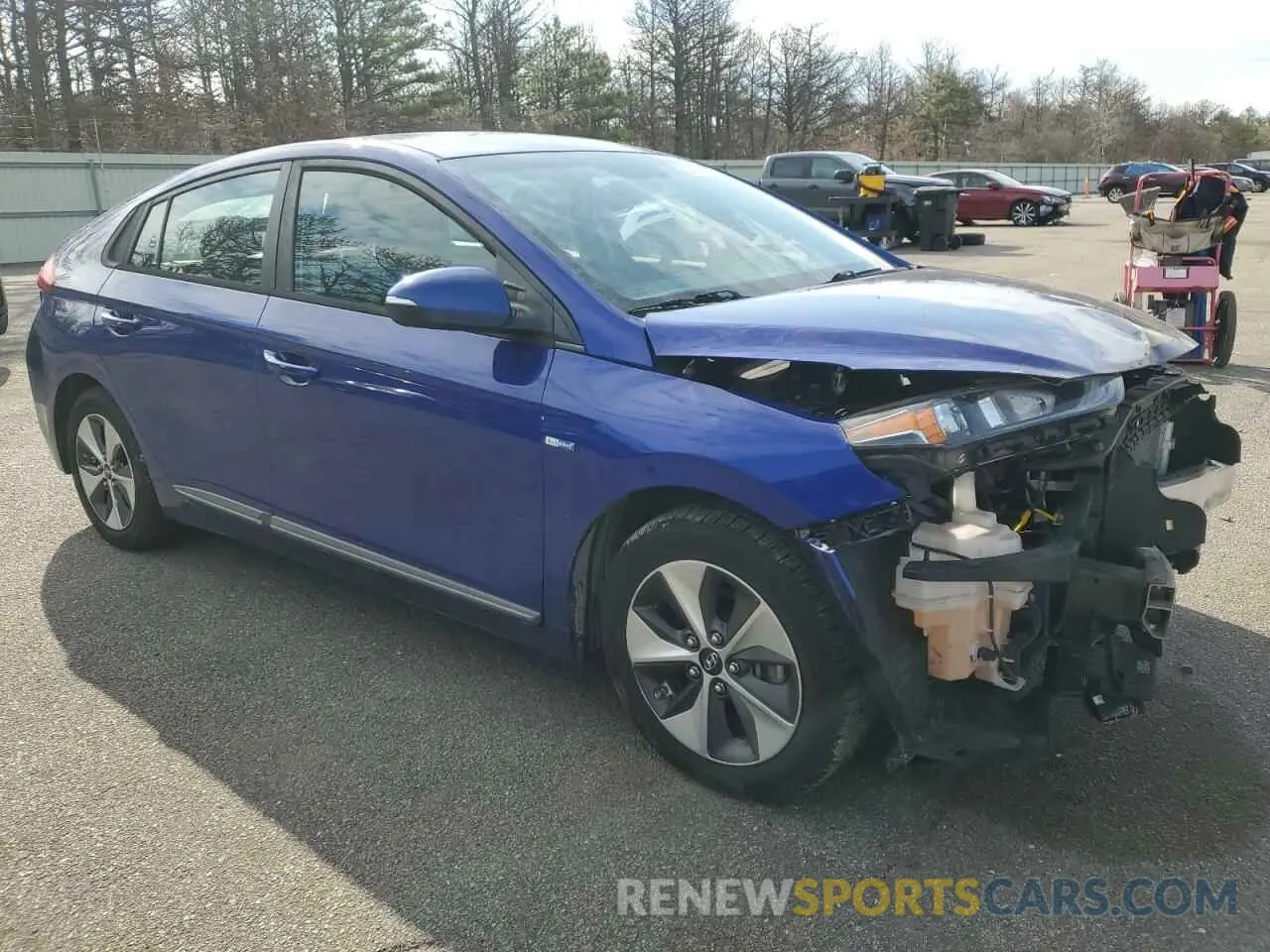 4 Photograph of a damaged car KMHC75LH5KU049242 HYUNDAI IONIQ 2019