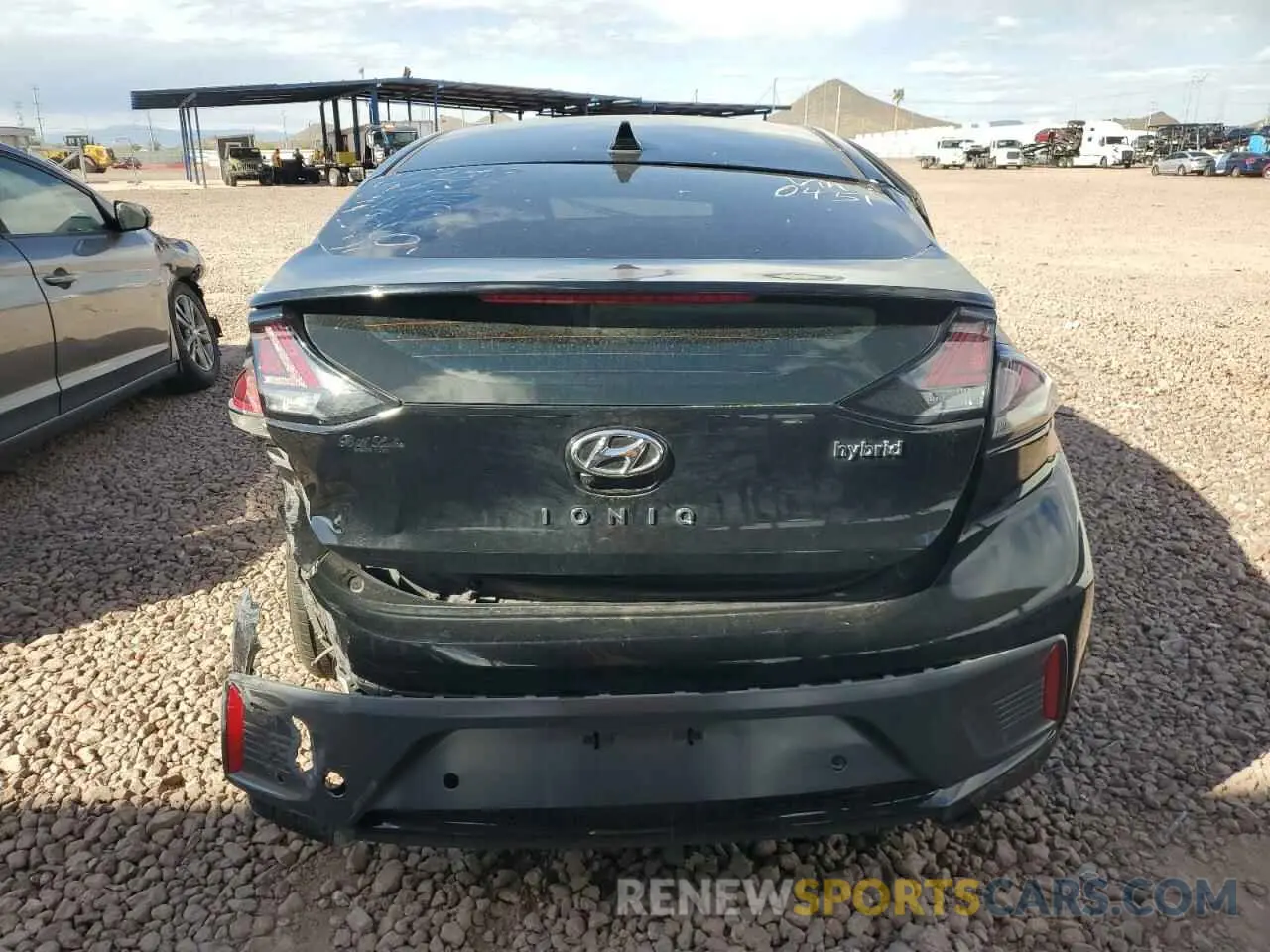 6 Photograph of a damaged car KMHC05LC2LU240451 HYUNDAI IONIQ 2020