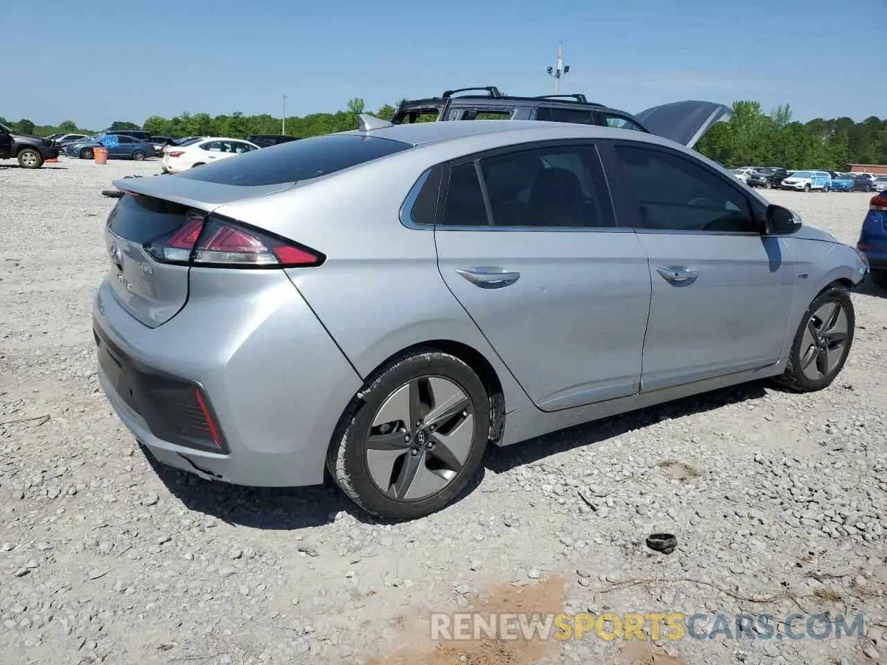 3 Photograph of a damaged car KMHC05LC3LU209838 HYUNDAI IONIQ 2020