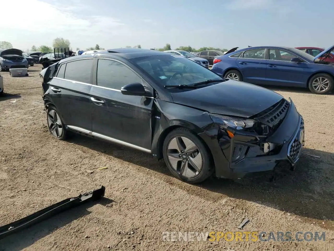 4 Photograph of a damaged car KMHC05LC5LU235244 HYUNDAI IONIQ 2020