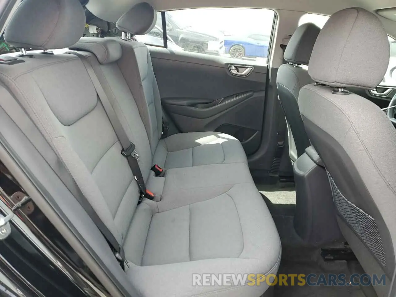 10 Photograph of a damaged car KMHC65LC0LU241340 HYUNDAI IONIQ 2020