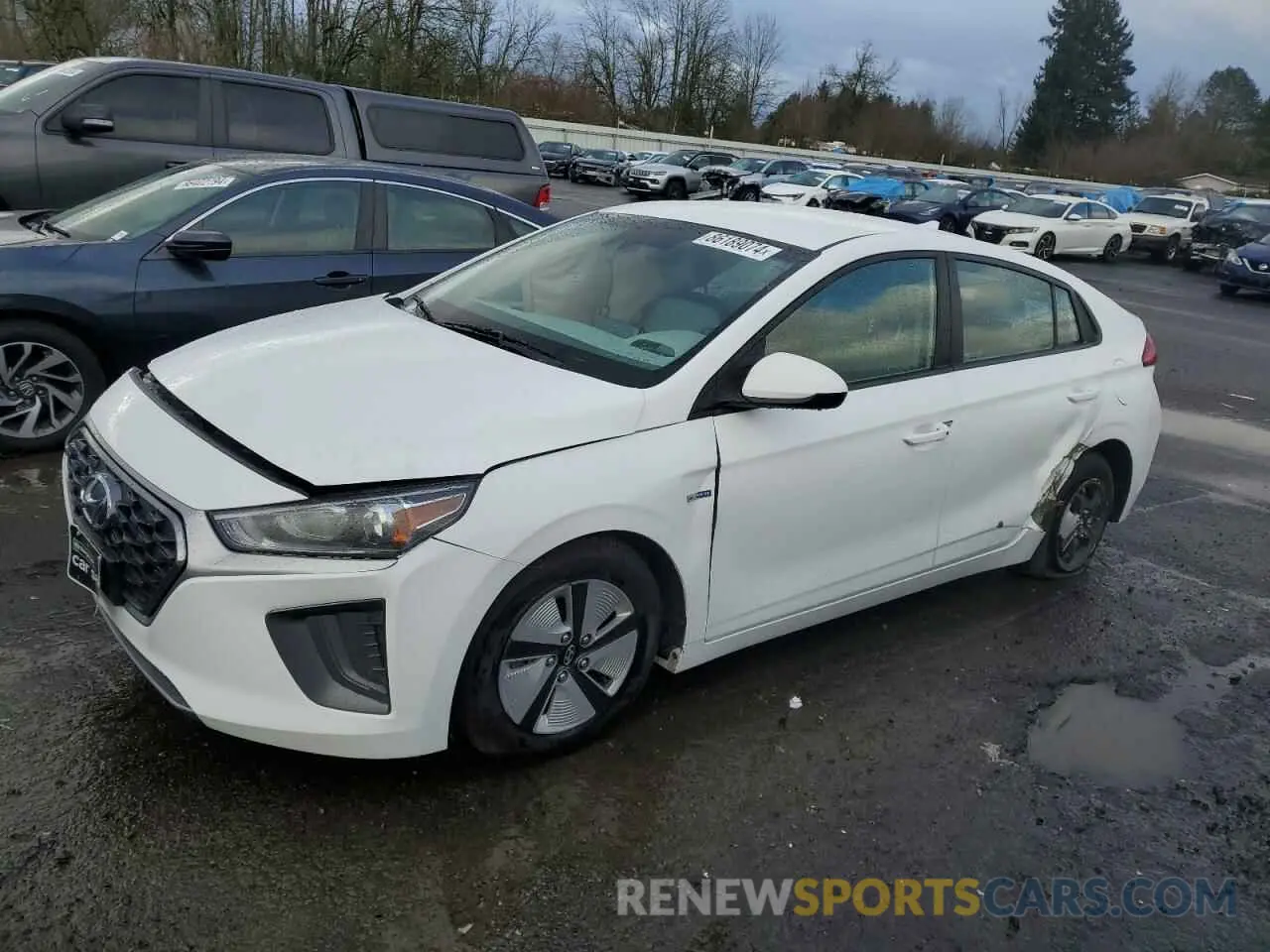 1 Photograph of a damaged car KMHC65LC5LU234609 HYUNDAI IONIQ 2020
