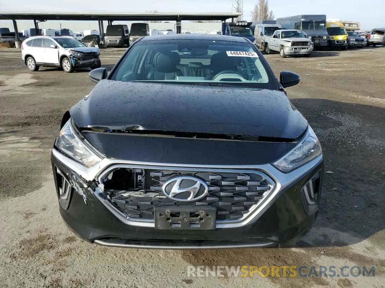 5 Photograph of a damaged car KMHC75LC3LU240034 HYUNDAI IONIQ 2020