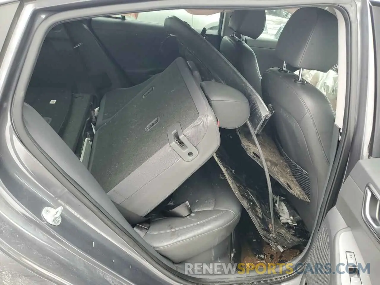 10 Photograph of a damaged car KMHC75LD7LU192580 HYUNDAI IONIQ 2020