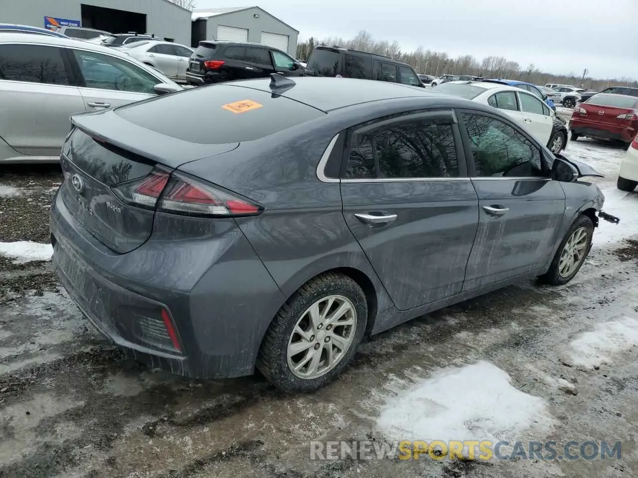3 Photograph of a damaged car KMHC75LD7LU192580 HYUNDAI IONIQ 2020