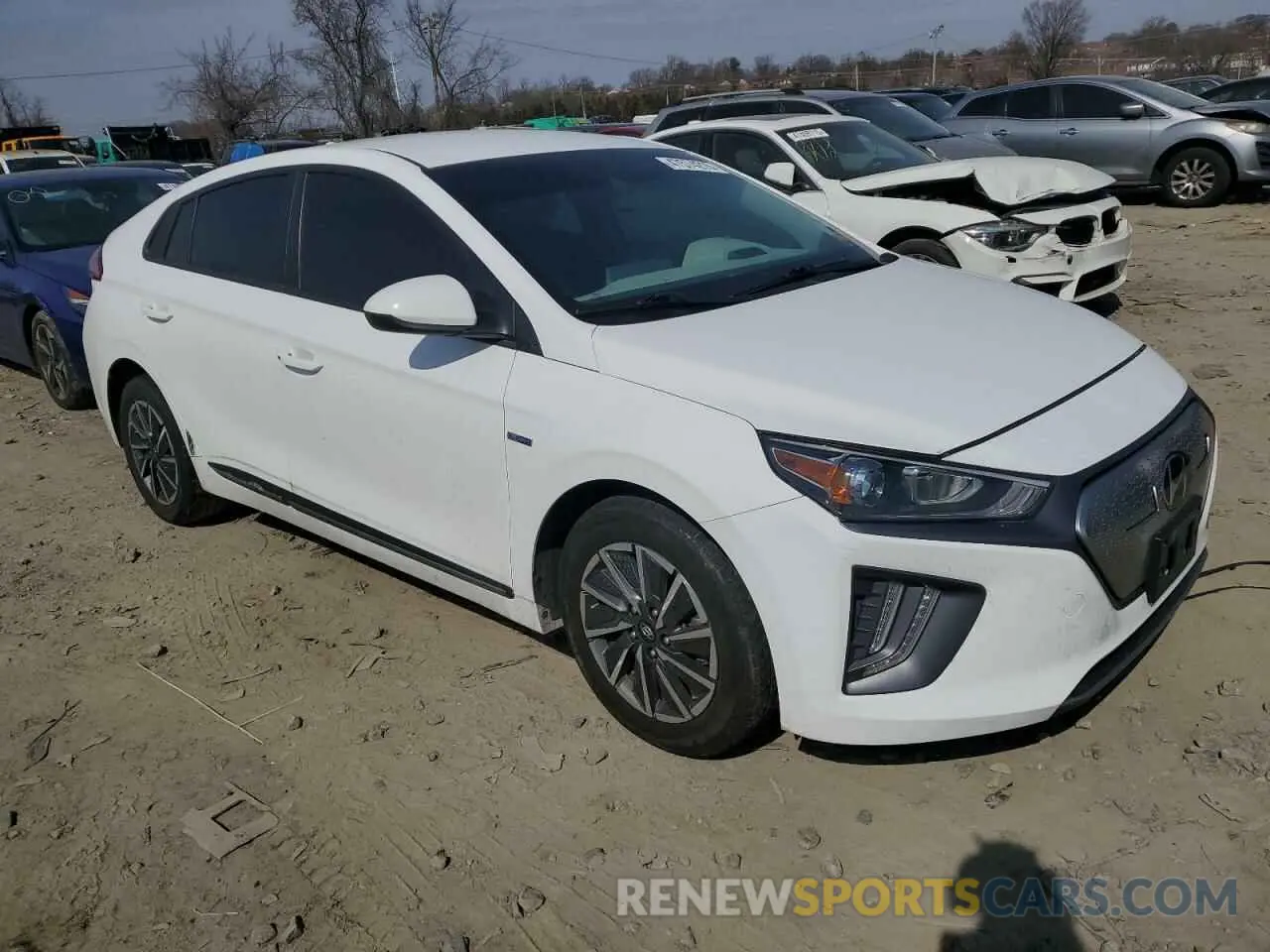 4 Фотография поврежденного автомобиля KMHC75LJ6LU071691 HYUNDAI IONIQ 2020