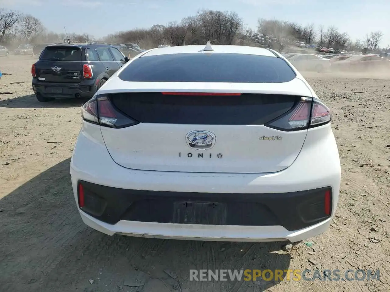 6 Фотография поврежденного автомобиля KMHC75LJ6LU071691 HYUNDAI IONIQ 2020