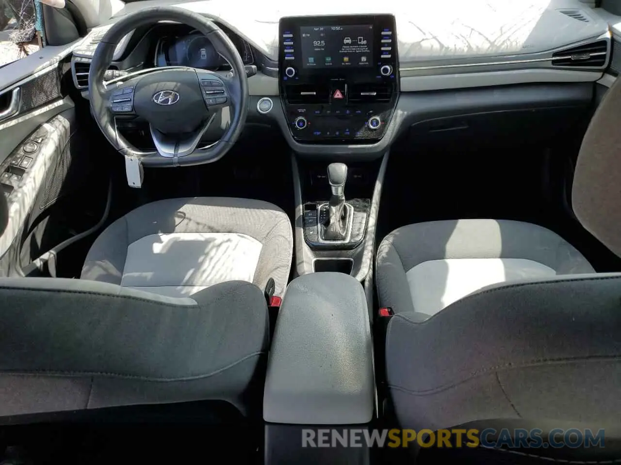 8 Фотография поврежденного автомобиля KMHC85LC4LU189530 HYUNDAI IONIQ 2020