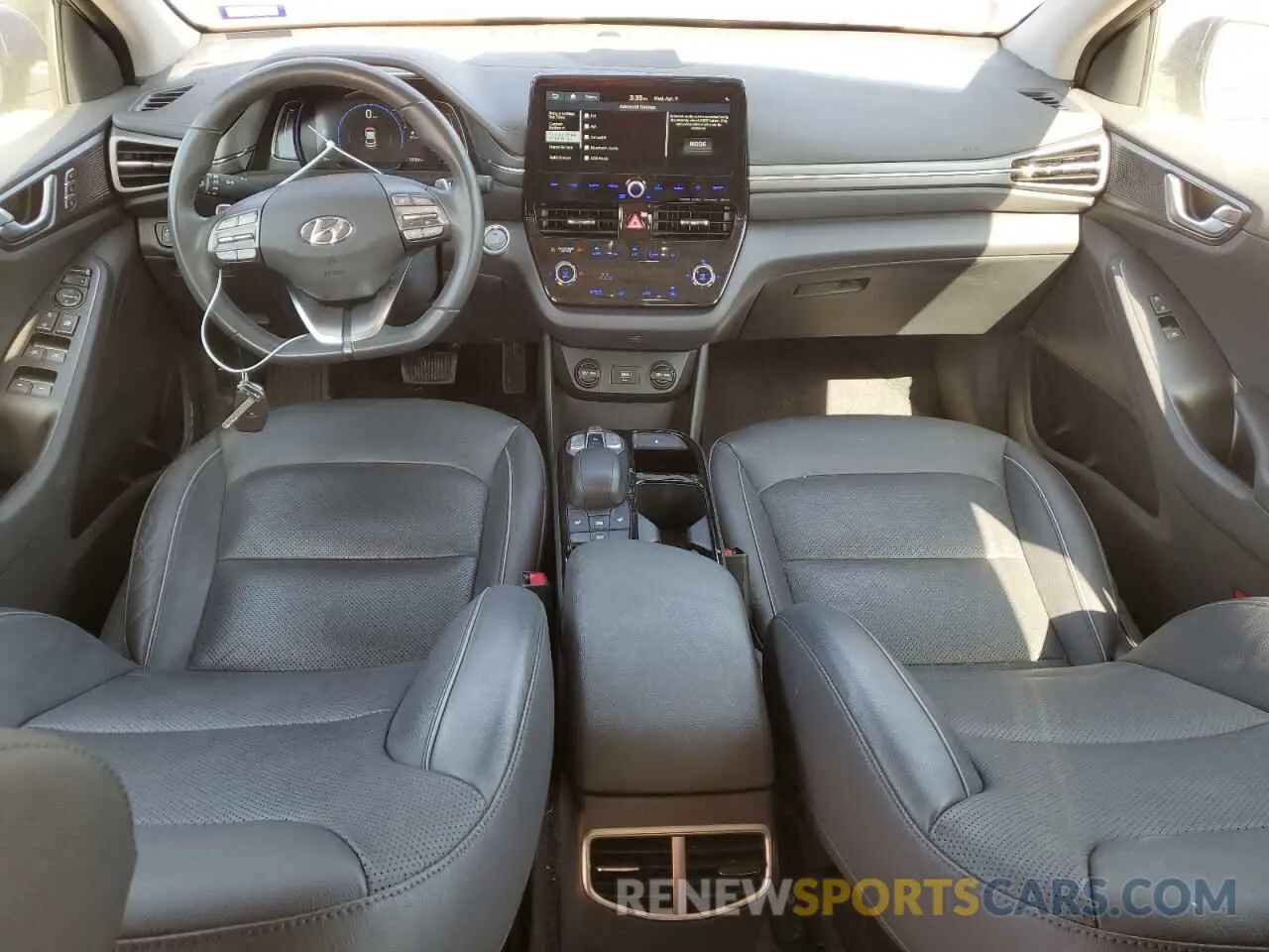 8 Фотография поврежденного автомобиля KMHC85LJ3LU071113 HYUNDAI IONIQ 2020