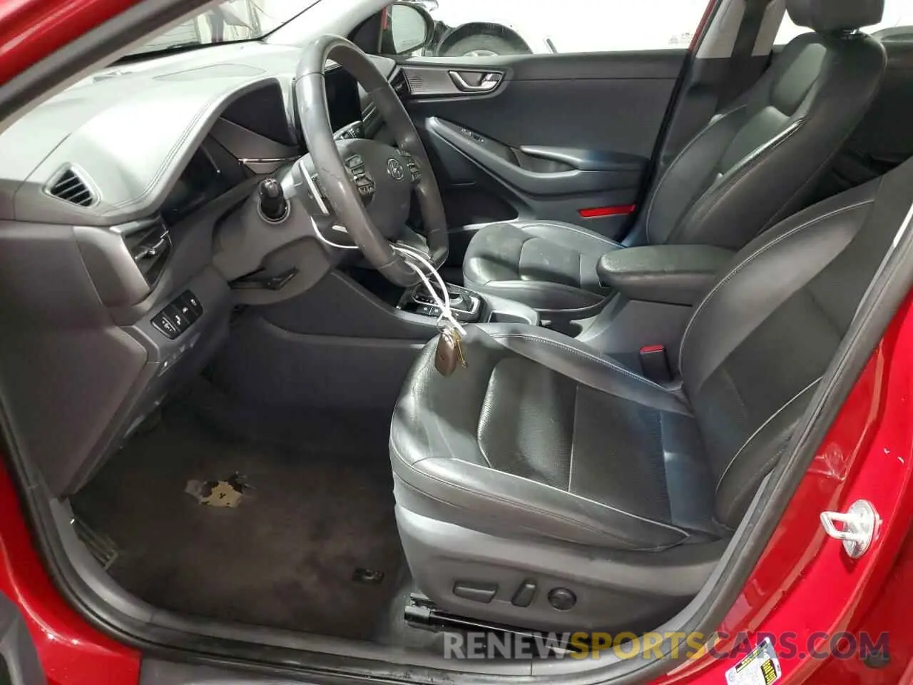 7 Photograph of a damaged car KMHC05LC6MU250403 HYUNDAI IONIQ 2021