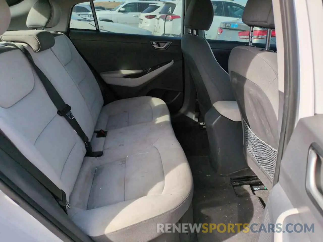 10 Фотография поврежденного автомобиля KMHC65LC2MU245441 HYUNDAI IONIQ 2021