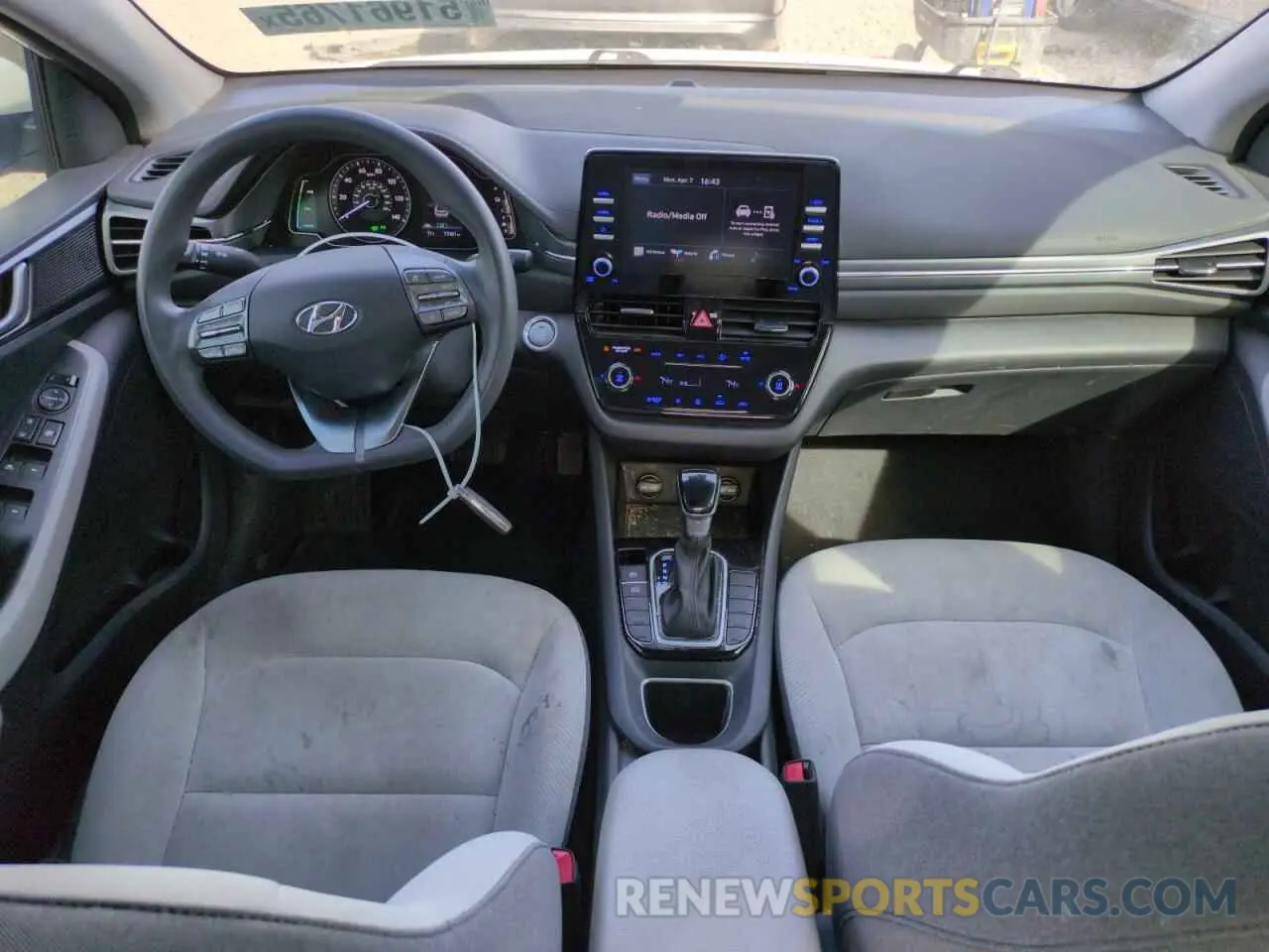 8 Фотография поврежденного автомобиля KMHC65LC2MU245441 HYUNDAI IONIQ 2021