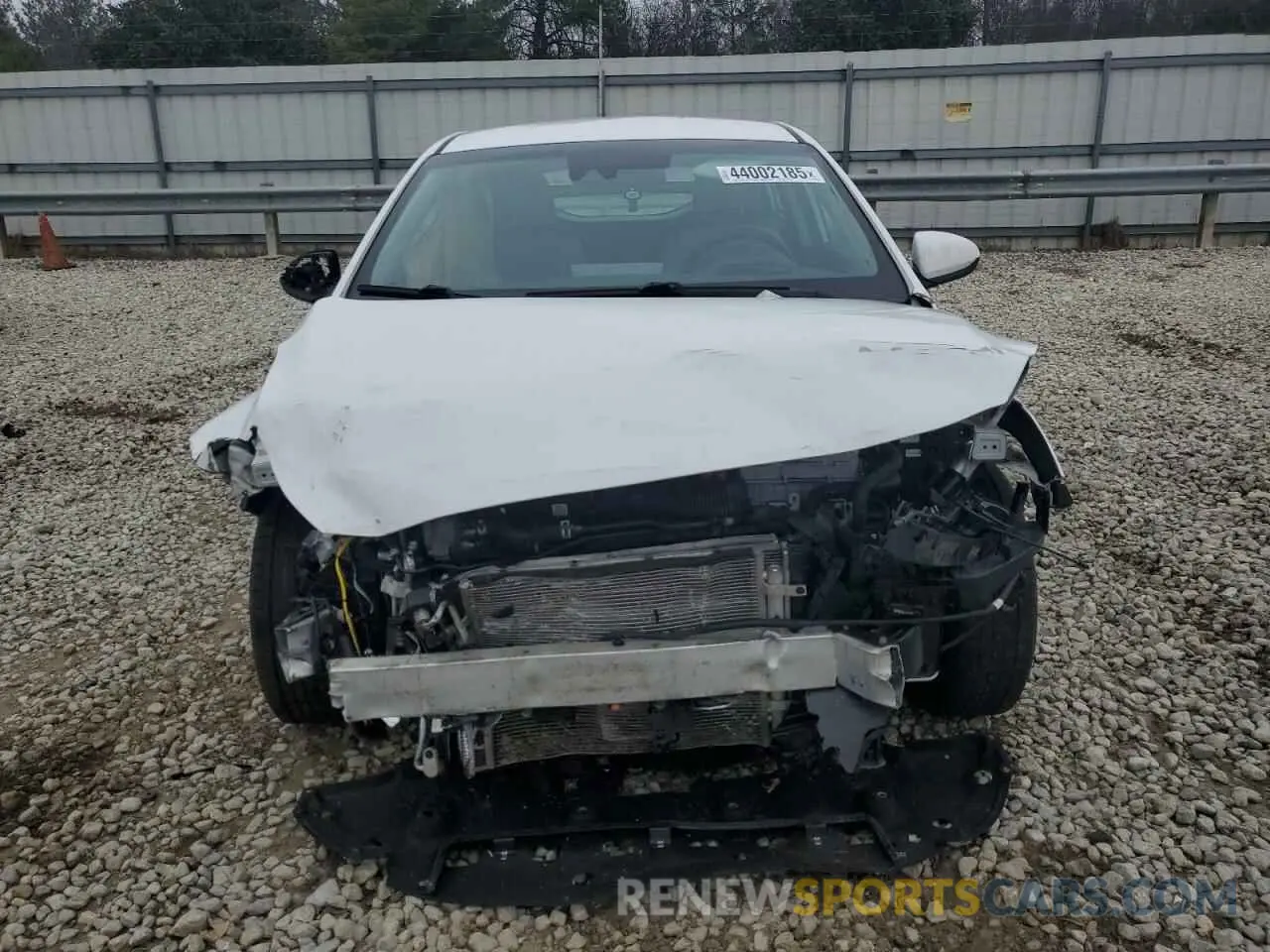 5 Фотография поврежденного автомобиля KMHC65LC4MU246221 HYUNDAI IONIQ 2021