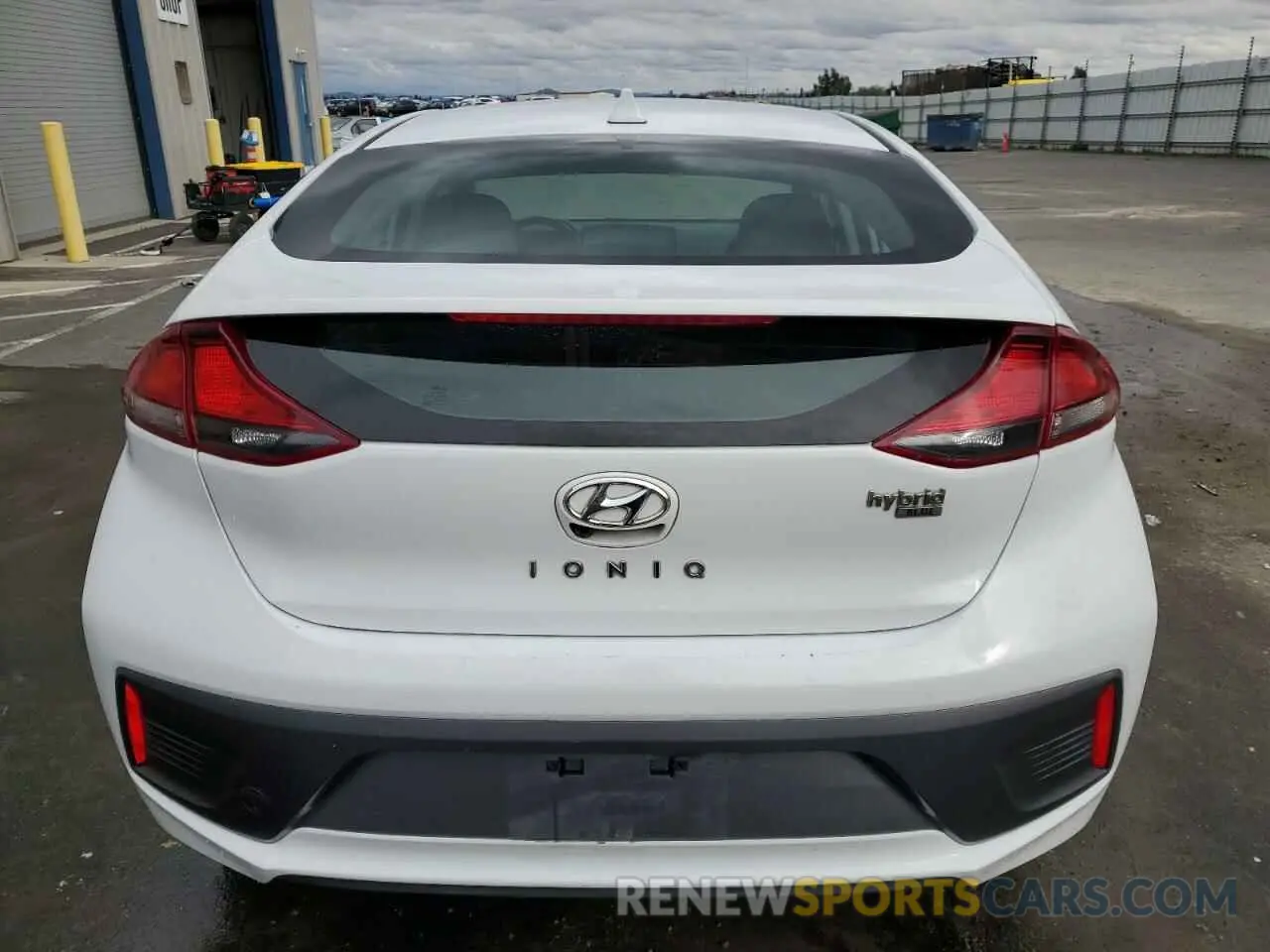 6 Фотография поврежденного автомобиля KMHC65LC7MU261604 HYUNDAI IONIQ 2021