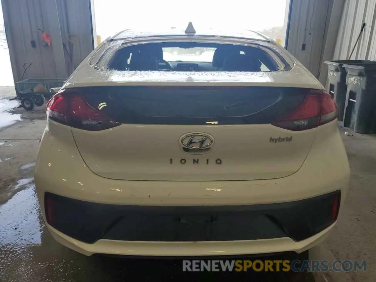 6 Photograph of a damaged car KMHC75LC3MU255618 HYUNDAI IONIQ 2021