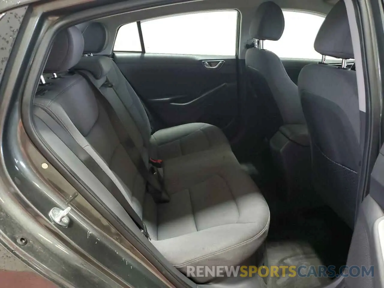 10 Photograph of a damaged car KMHC75LC9MU258183 HYUNDAI IONIQ 2021