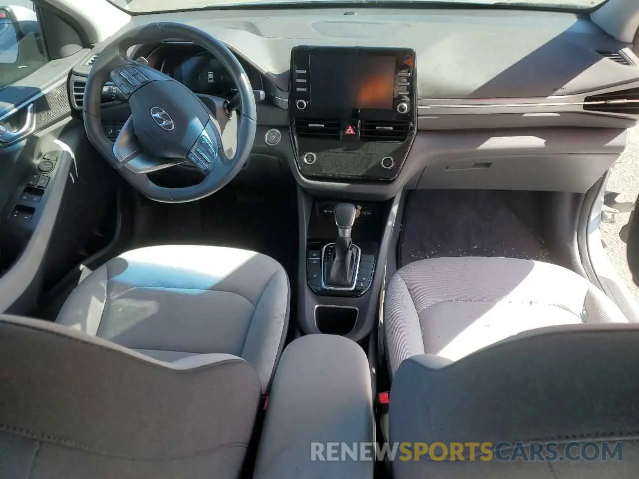 8 Фотография поврежденного автомобиля KMHC75LD1MU261412 HYUNDAI IONIQ 2021