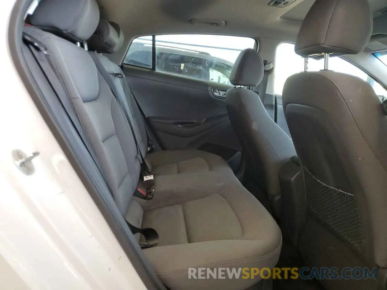 10 Photograph of a damaged car KMHC85LC1MU245148 HYUNDAI IONIQ 2021