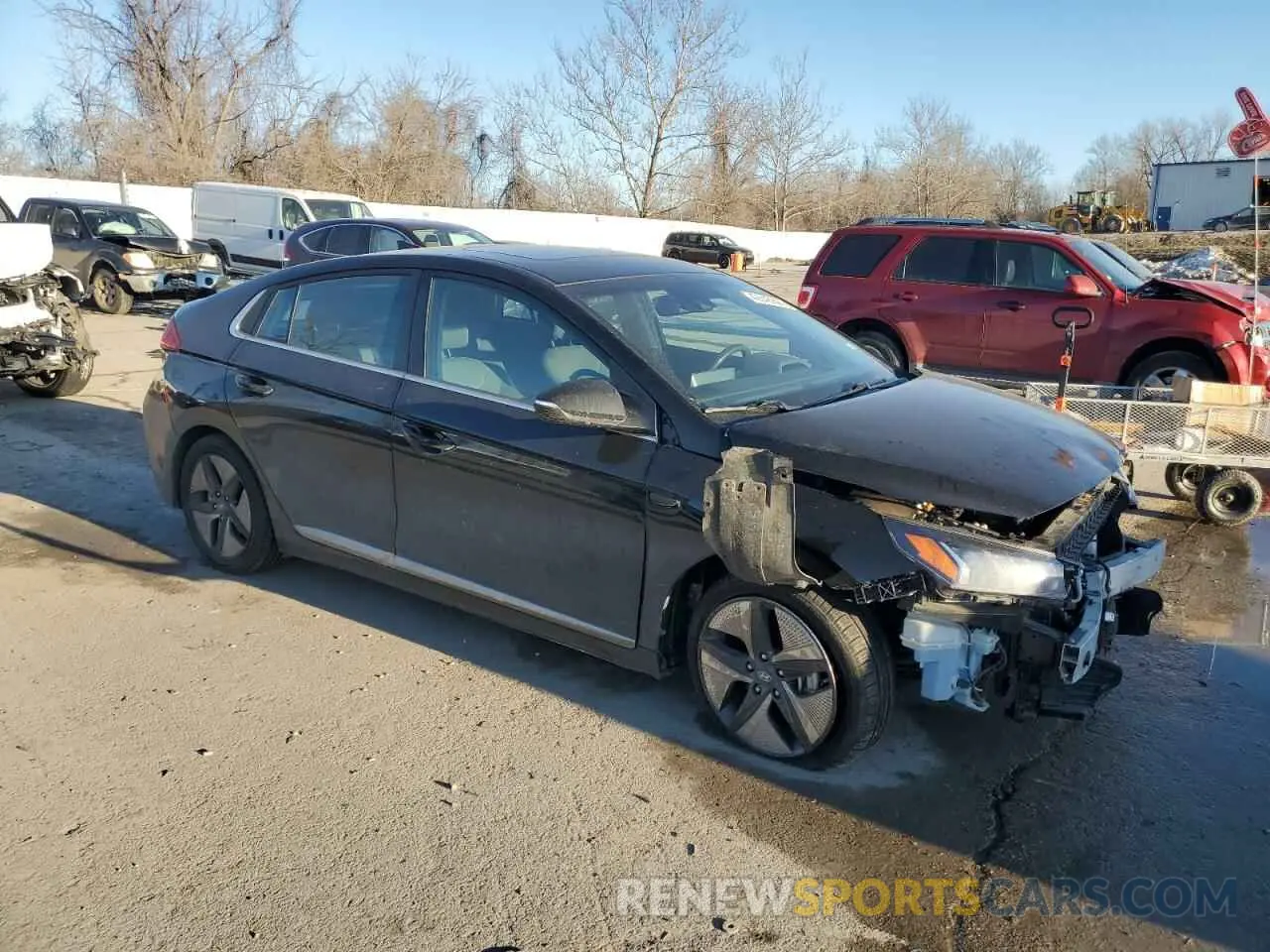 4 Фотография поврежденного автомобиля KMHC85LC1MU261303 HYUNDAI IONIQ 2021