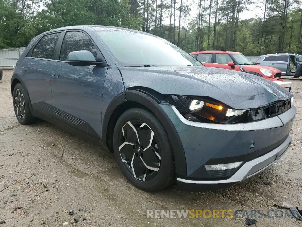 4 Photograph of a damaged car KM8KM4AE0NU056451 HYUNDAI IONIQ 2022