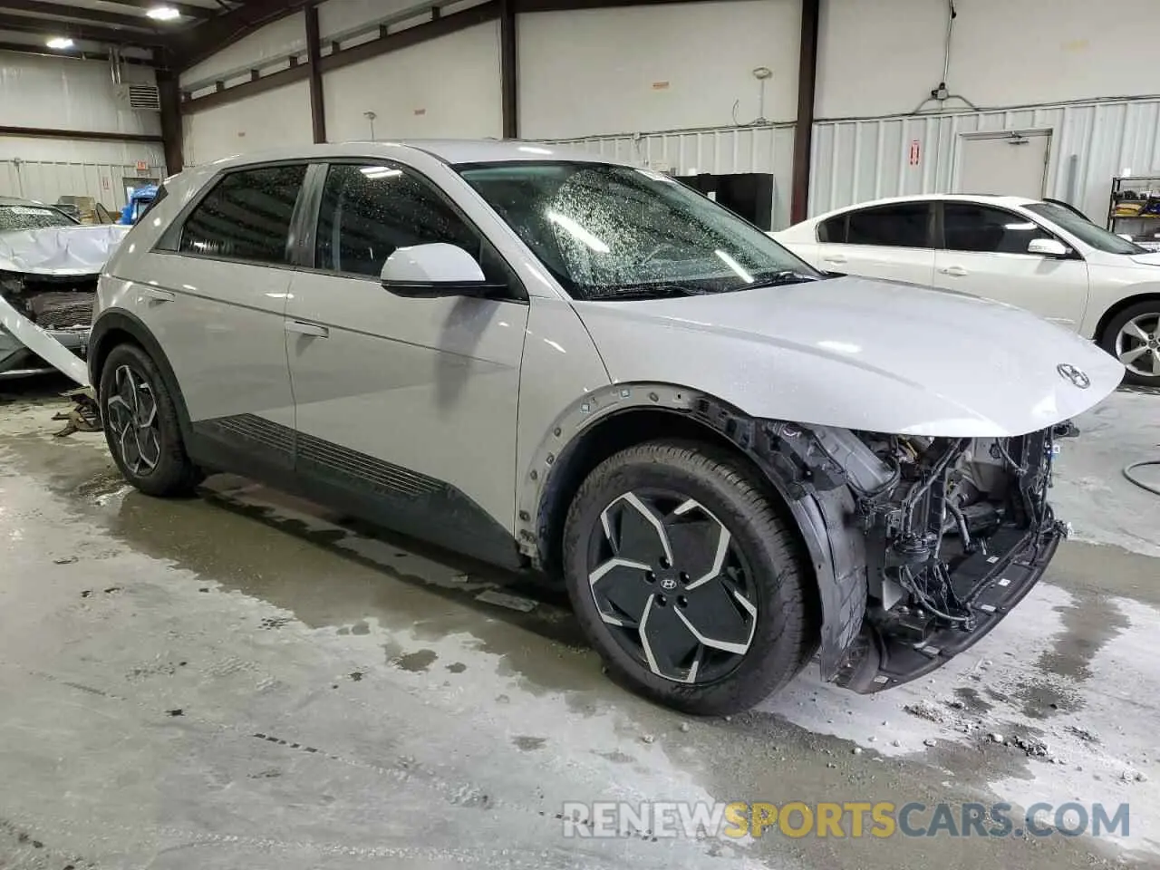 4 Фотография поврежденного автомобиля KM8KM4AE2NU080198 HYUNDAI IONIQ 2022