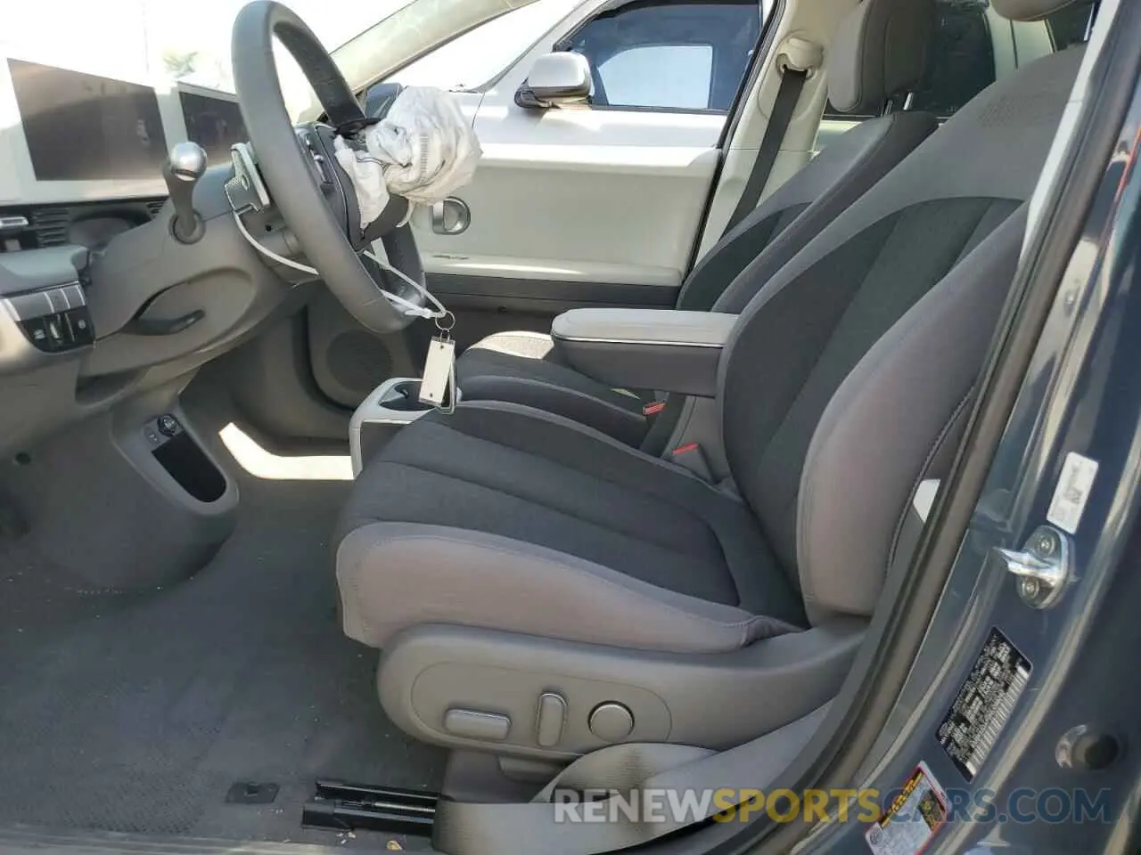 7 Photograph of a damaged car KM8KMDAF0NU099292 HYUNDAI IONIQ 2022