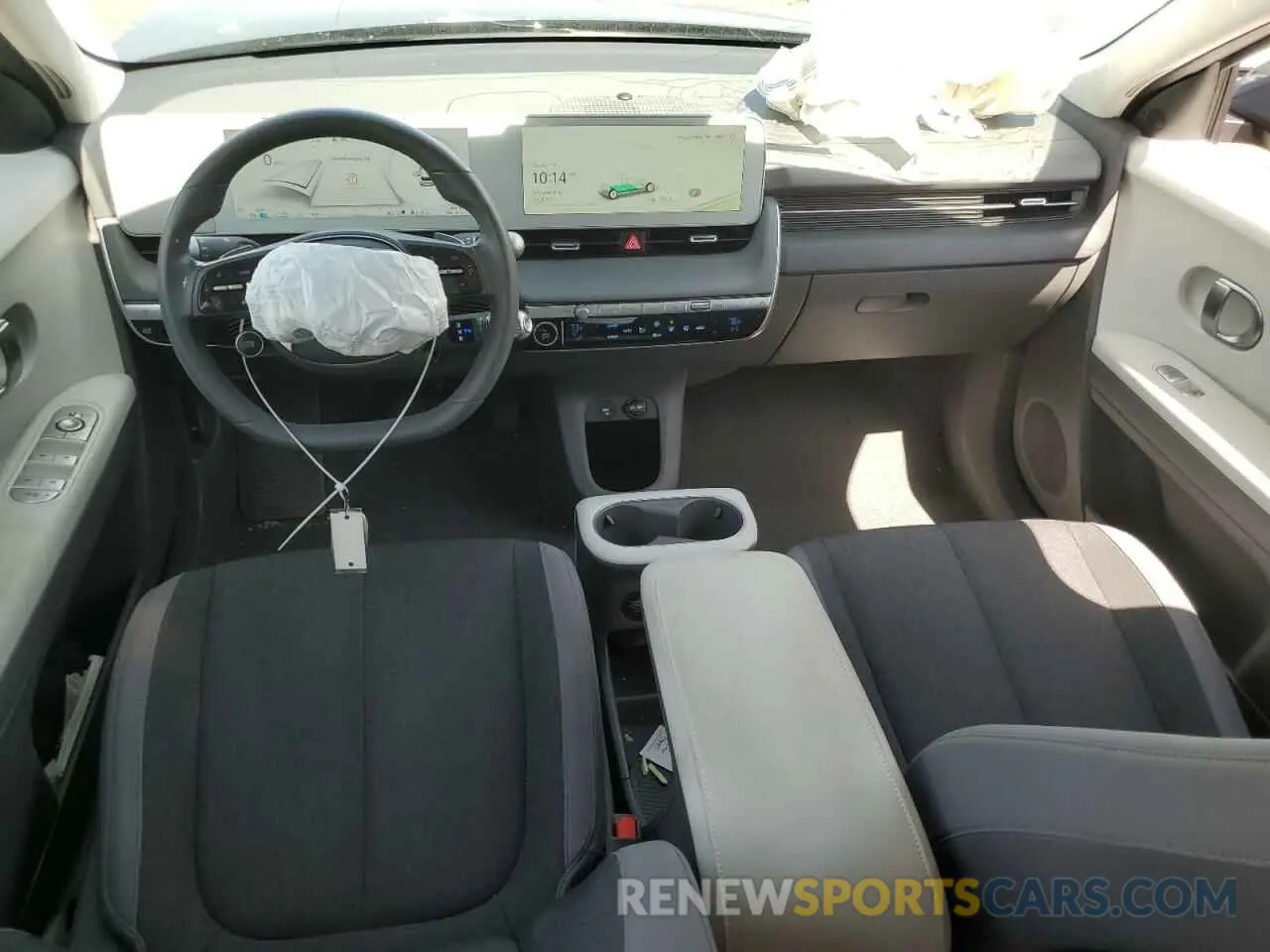 8 Photograph of a damaged car KM8KMDAF0NU099292 HYUNDAI IONIQ 2022