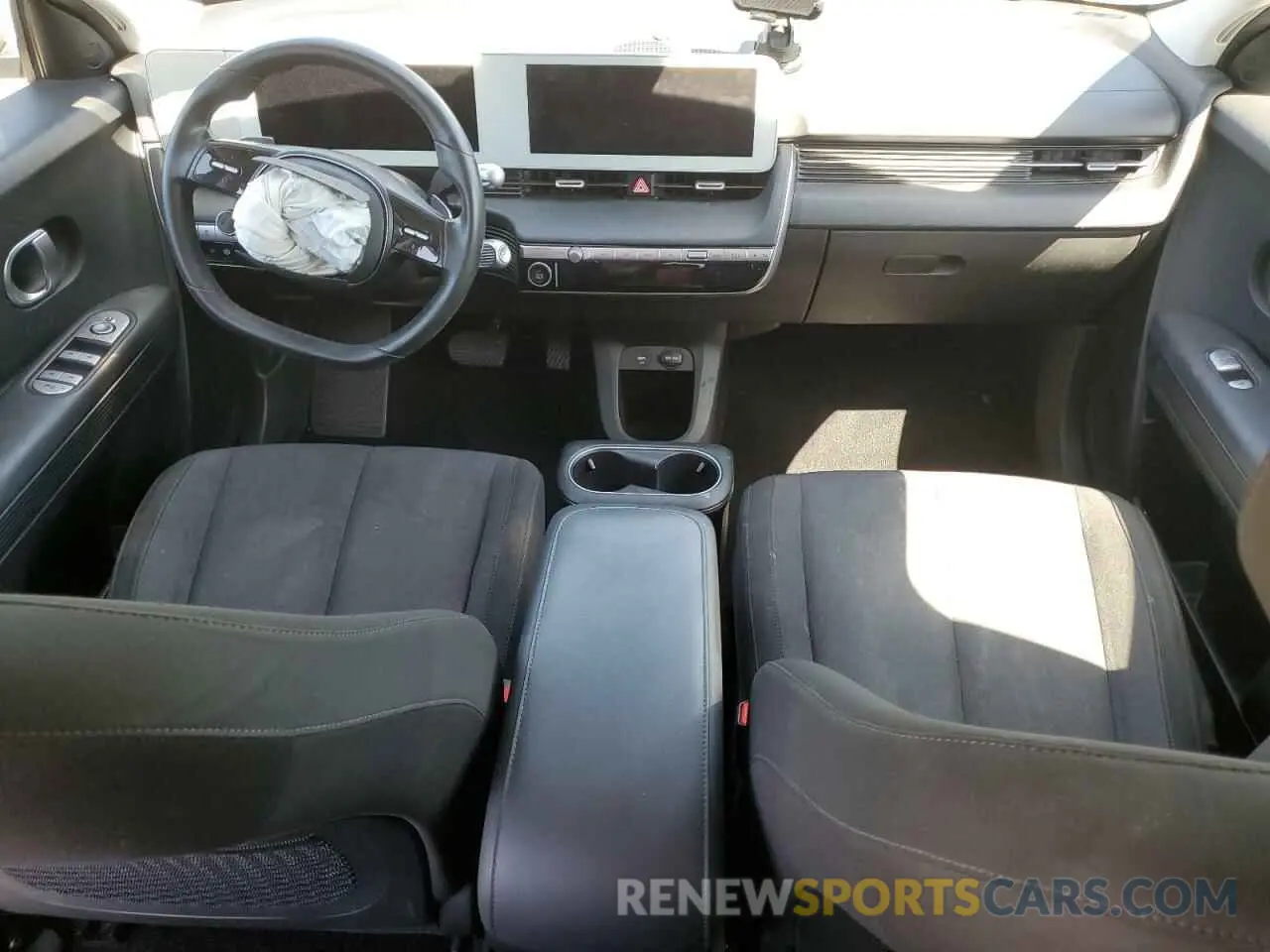 8 Photograph of a damaged car KM8KMDAF1NU051297 HYUNDAI IONIQ 2022