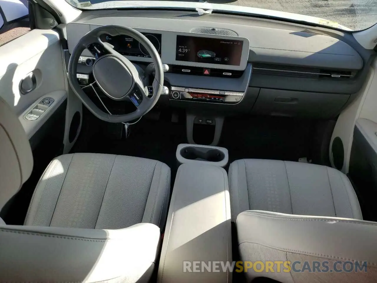 8 Photograph of a damaged car KM8KNDAF1NU083017 HYUNDAI IONIQ 2022