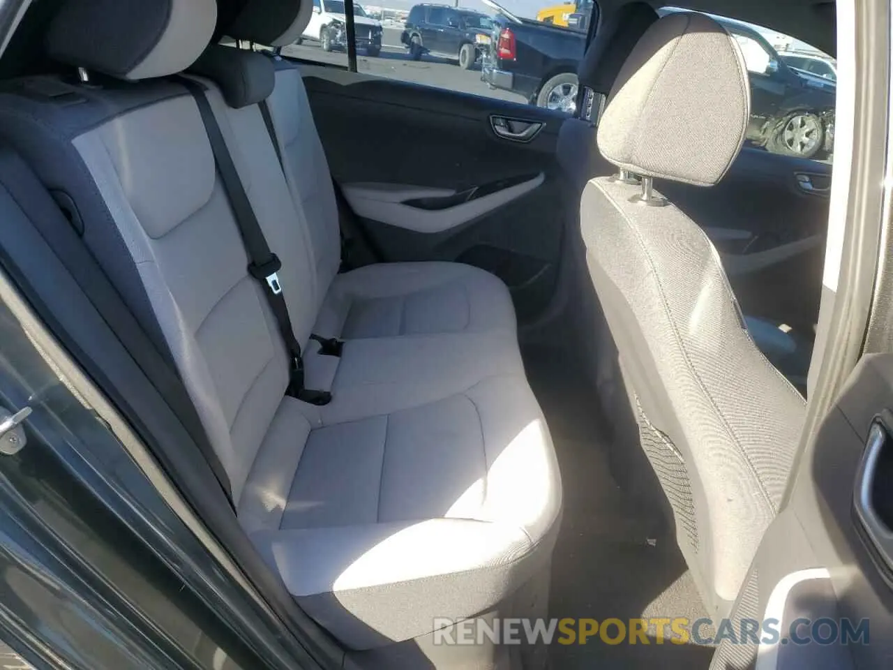 10 Photograph of a damaged car KMHC65LC2NU281311 HYUNDAI IONIQ 2022