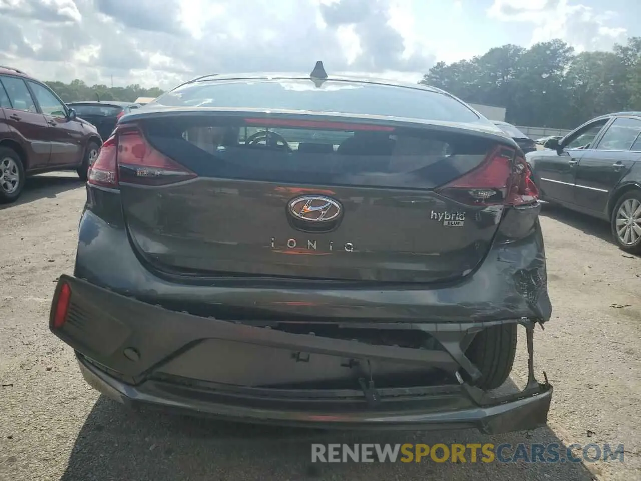 6 Photograph of a damaged car KMHC65LC3NU280605 HYUNDAI IONIQ 2022