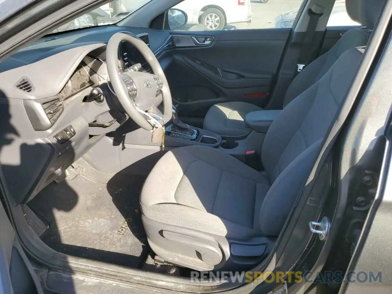 7 Фотография поврежденного автомобиля KMHC65LC8NU285203 HYUNDAI IONIQ 2022