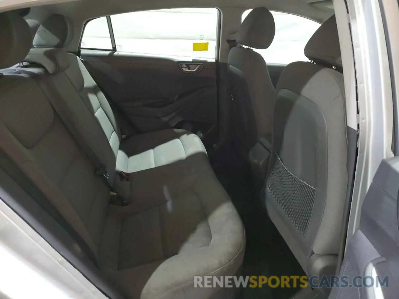 10 Photograph of a damaged car KMHC65LCXNU268614 HYUNDAI IONIQ 2022