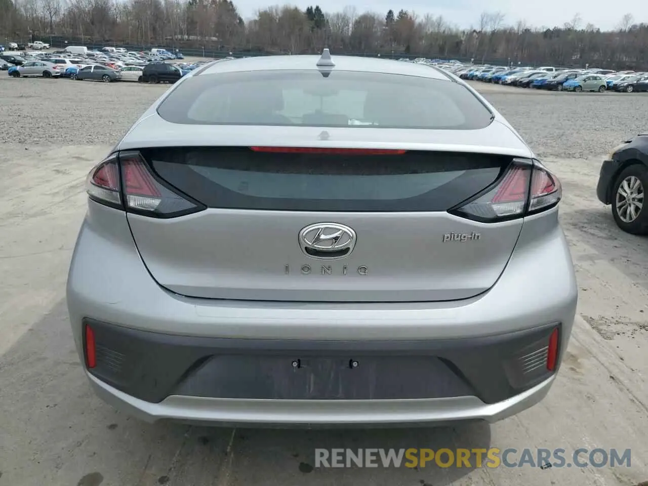 6 Photograph of a damaged car KMHC65LD6NU283670 HYUNDAI IONIQ 2022