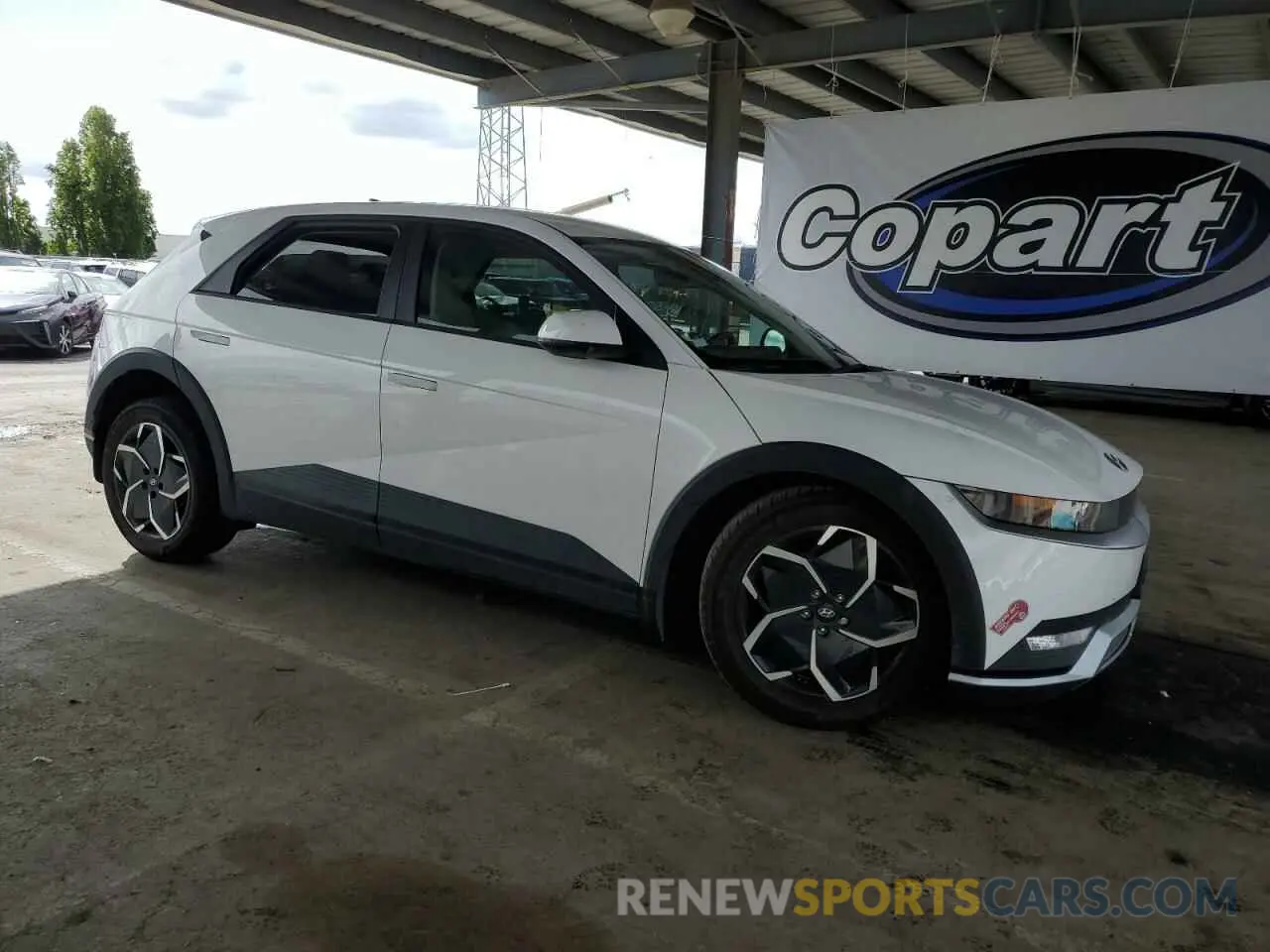 4 Photograph of a damaged car KM8KNDAF1PU180690 HYUNDAI IONIQ 2023