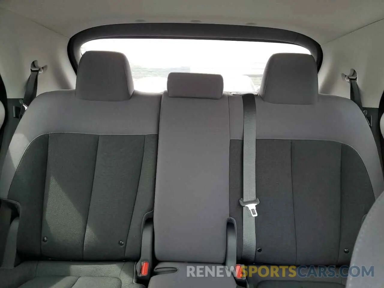 10 Photograph of a damaged car KM8KM4DE4RU315427 HYUNDAI IONIQ 2024