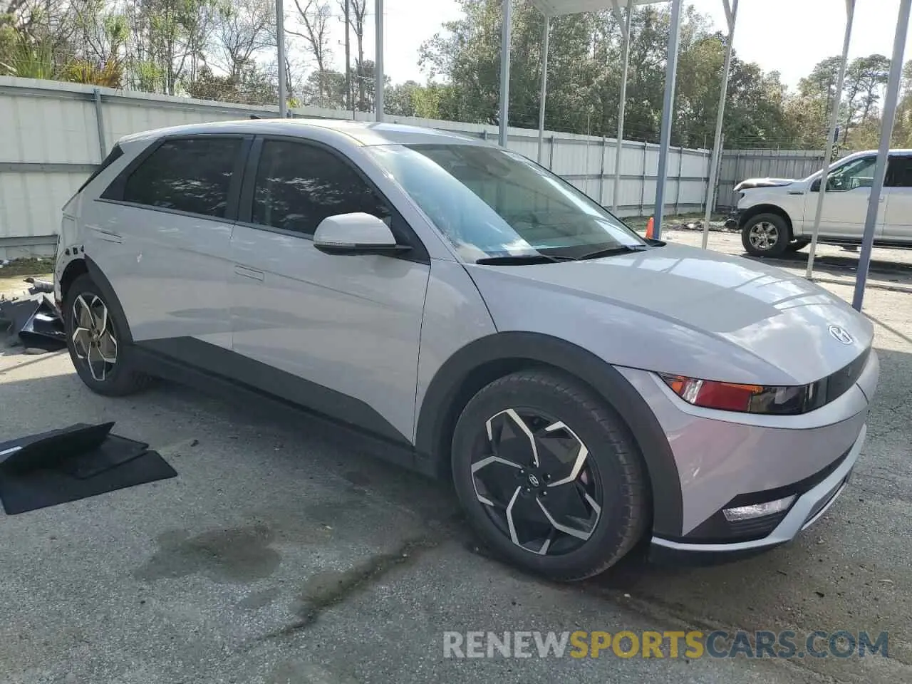 4 Photograph of a damaged car KM8KN4DE2RU250249 HYUNDAI IONIQ 2024