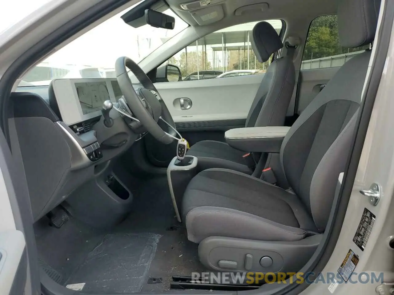 7 Photograph of a damaged car KM8KN4DE2RU250249 HYUNDAI IONIQ 2024