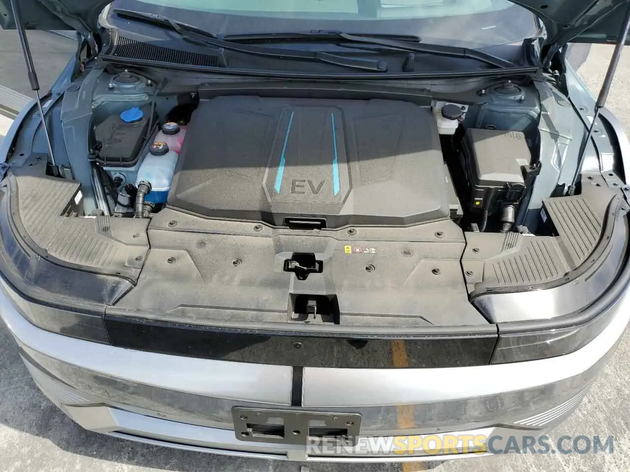 12 Photograph of a damaged car KM8KR4DE6RU235483 HYUNDAI IONIQ 2024