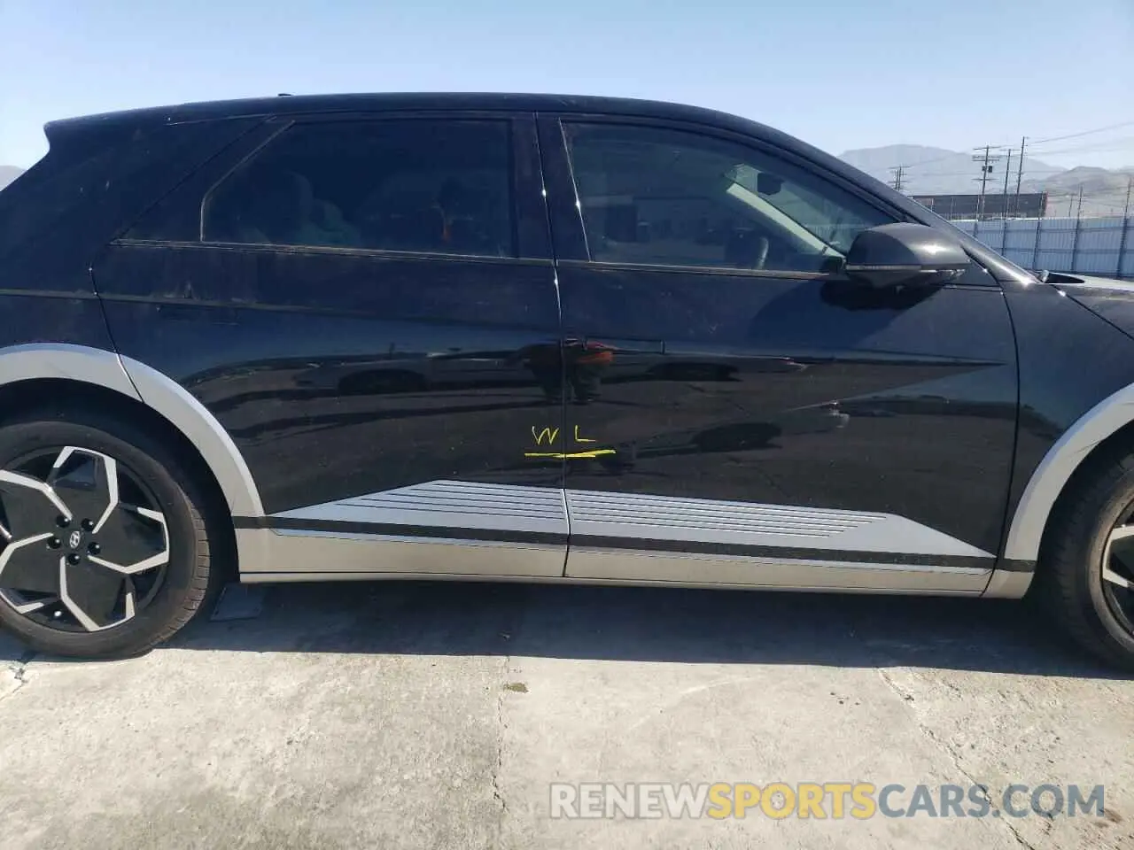 13 Photograph of a damaged car KM8KR4DEXRU271208 HYUNDAI IONIQ 2024