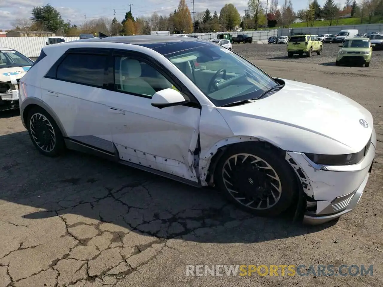 4 Photograph of a damaged car KM8KRDDFXRU252649 HYUNDAI IONIQ 2024