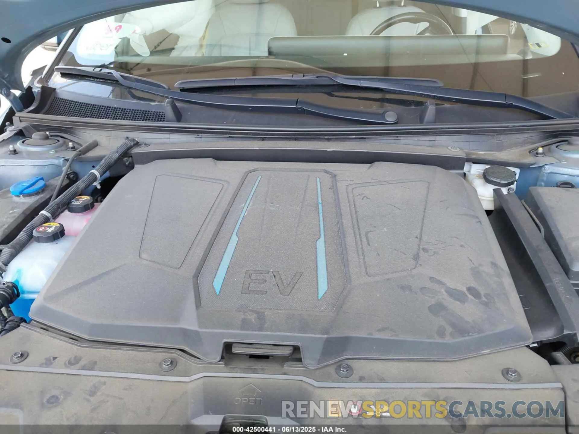 10 Photograph of a damaged car KM8KM4AE0NU119578 HYUNDAI IONIQ 5 2022