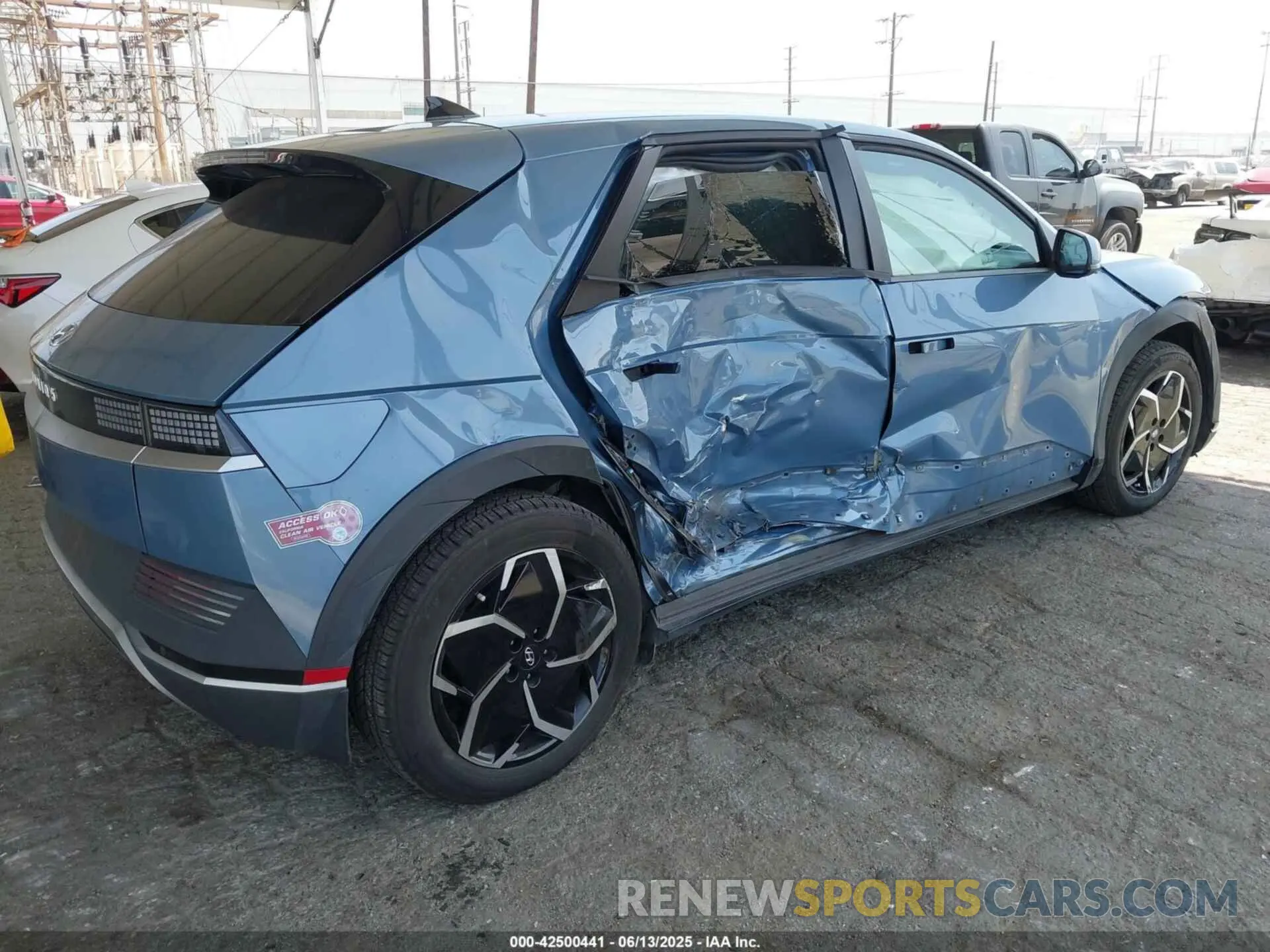 4 Photograph of a damaged car KM8KM4AE0NU119578 HYUNDAI IONIQ 5 2022