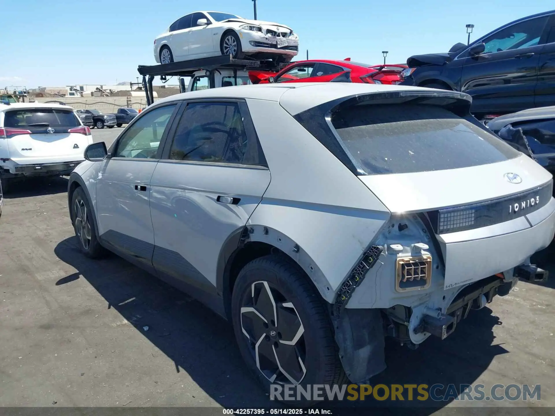 15 Photograph of a damaged car KM8KM4AE6NU055868 HYUNDAI IONIQ 5 2022